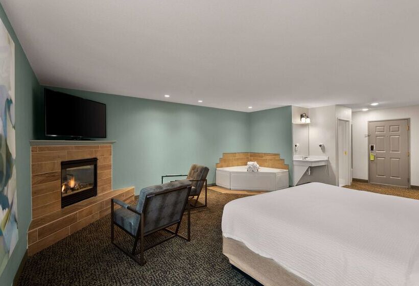 Wyndham Garden Galena Hotel & Day Spa