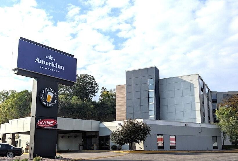 בית מלון כפרי Americinn By Wyndham Rochester Near Mayo Clinic