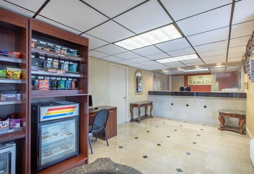 בית מלון כפרי Ramada Limited Cockeysville