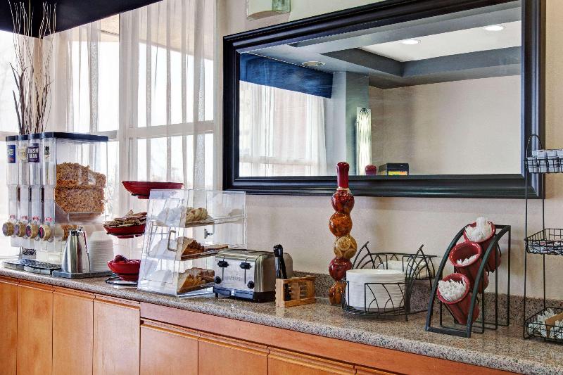 호텔 Ramada Limited And Suites San Francisco Airport