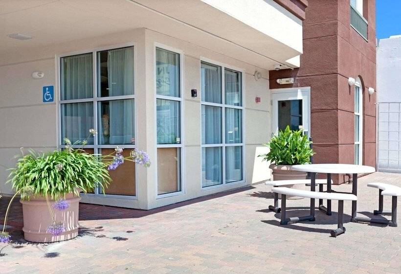 호텔 Ramada Limited And Suites San Francisco Airport