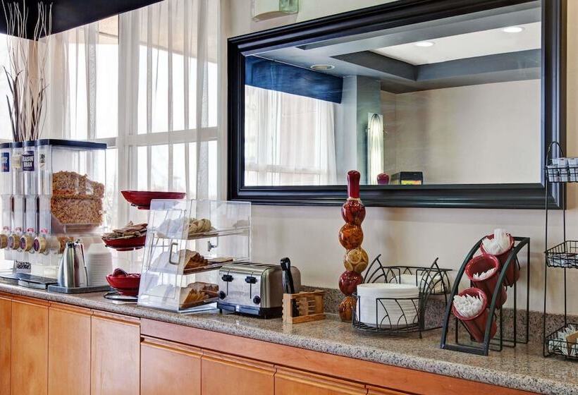 호텔 Ramada Limited And Suites San Francisco Airport