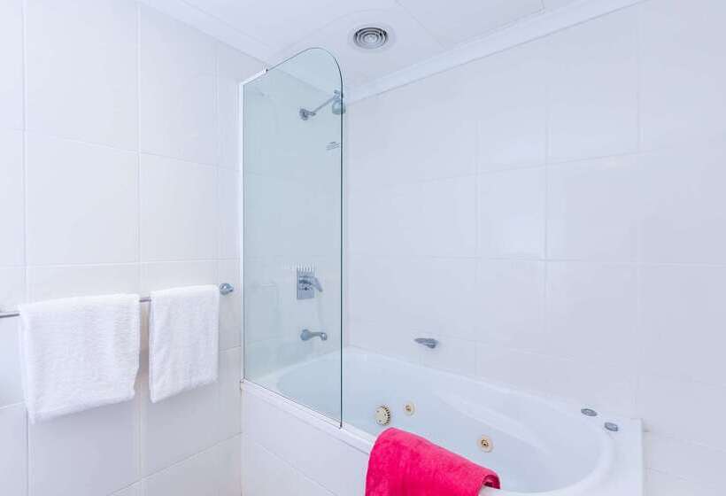 בית מלון כפרי Ramada Resort By Wyndham Shoal Bay