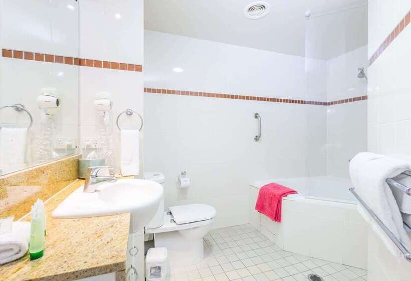 בית מלון כפרי Ramada Resort By Wyndham Shoal Bay