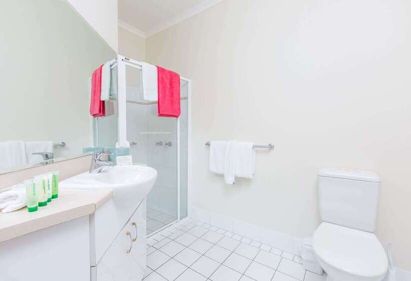 בית מלון כפרי Ramada Resort By Wyndham Shoal Bay