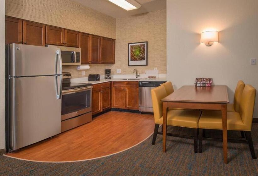 Отель Residence Inn Chantilly Dulles South