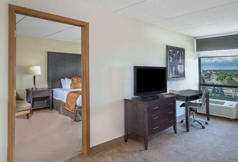 בית מלון כפרי Americinn By Wyndham Rochester Near Mayo Clinic