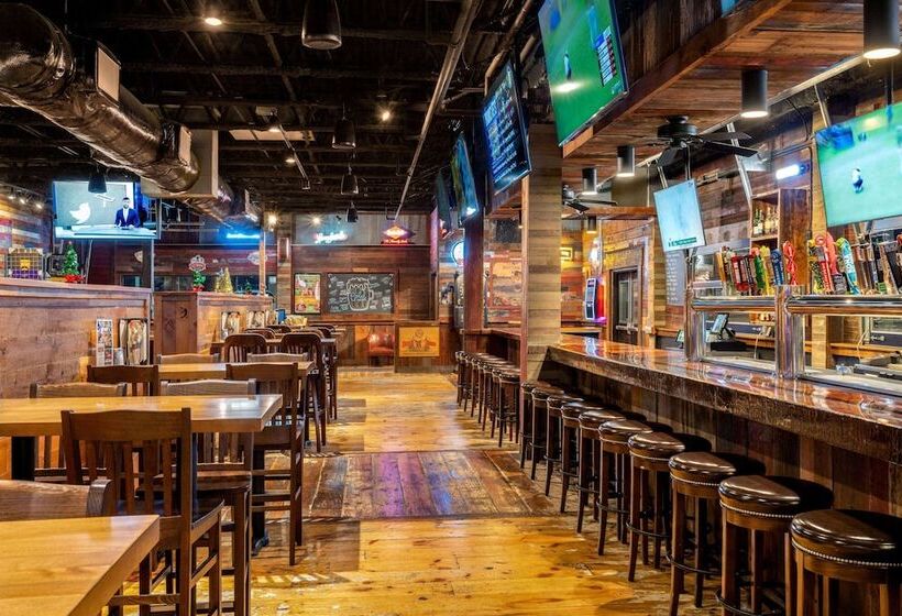 בית מלון כפרי Americinn By Wyndham Rochester Near Mayo Clinic