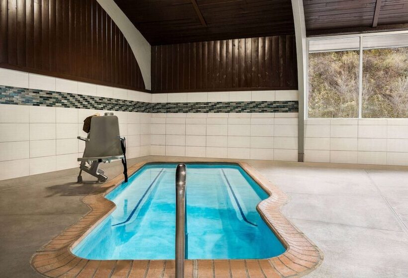 هتل Americinn By Wyndham Rochester Near Mayo Clinic