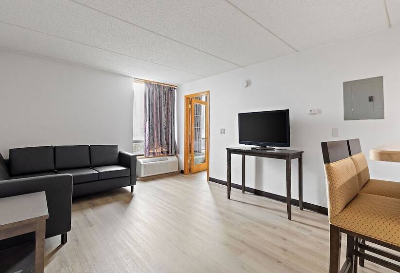 هتل Americinn By Wyndham Rochester Near Mayo Clinic