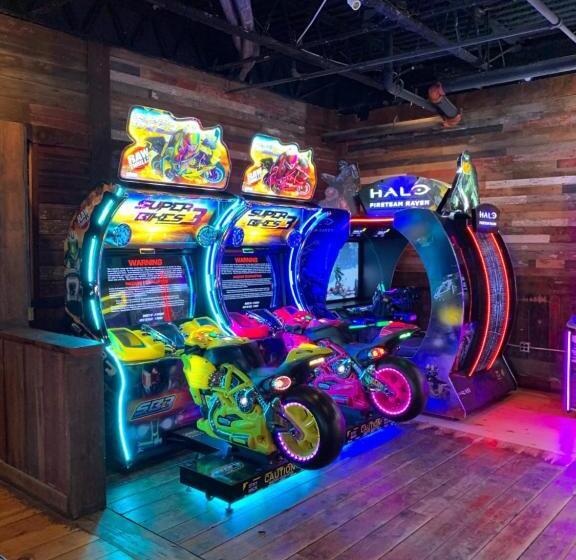 בית מלון כפרי Americinn By Wyndham Rochester Near Mayo Clinic