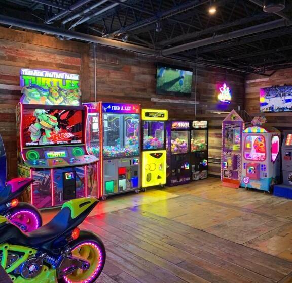 בית מלון כפרי Americinn By Wyndham Rochester Near Mayo Clinic