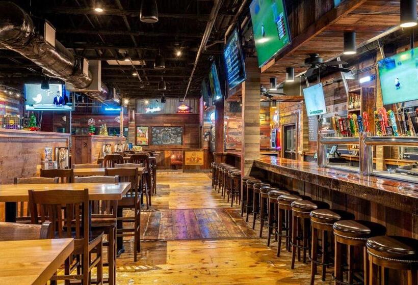 בית מלון כפרי Americinn By Wyndham Rochester Near Mayo Clinic