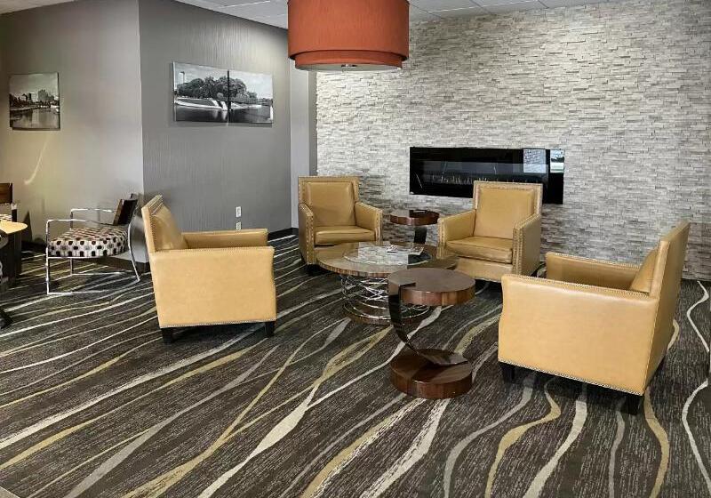 בית מלון כפרי Americinn By Wyndham Rochester Near Mayo Clinic