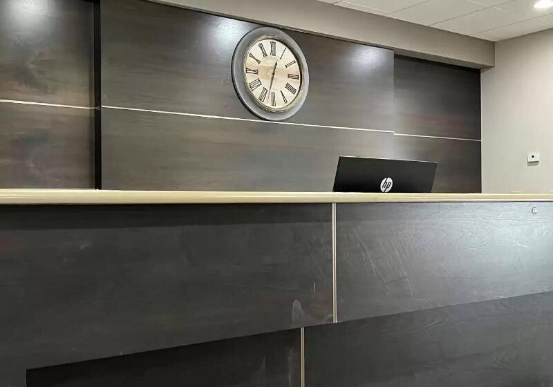 هتل Americinn By Wyndham Rochester Near Mayo Clinic