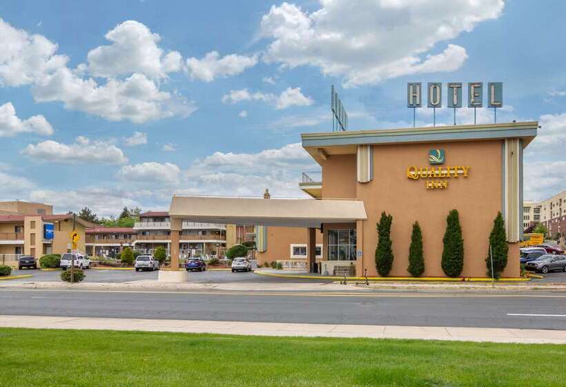 בית מלון כפרי Inn At The Highland Denver Downtown