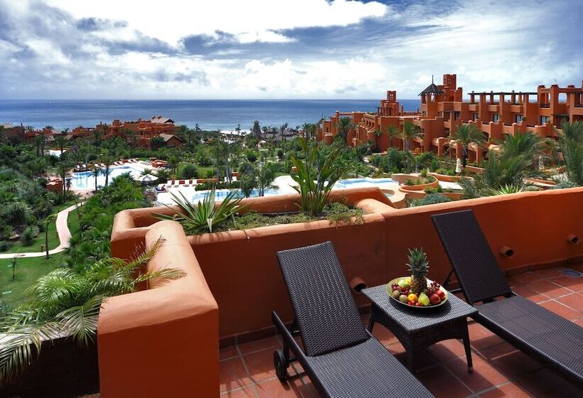 Отель Royal Hideaway Sancti Petri