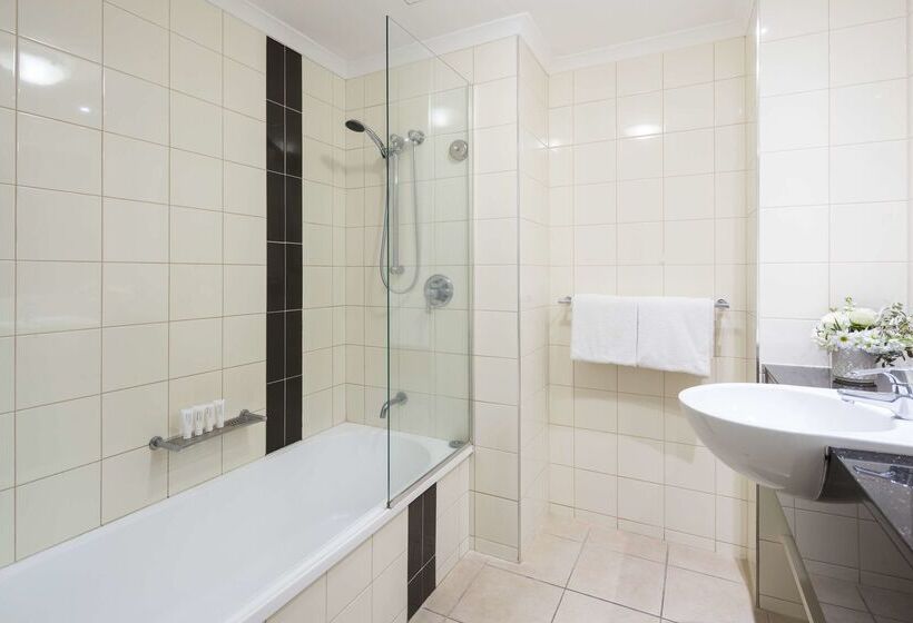 هتل Rydges Mackay Suites