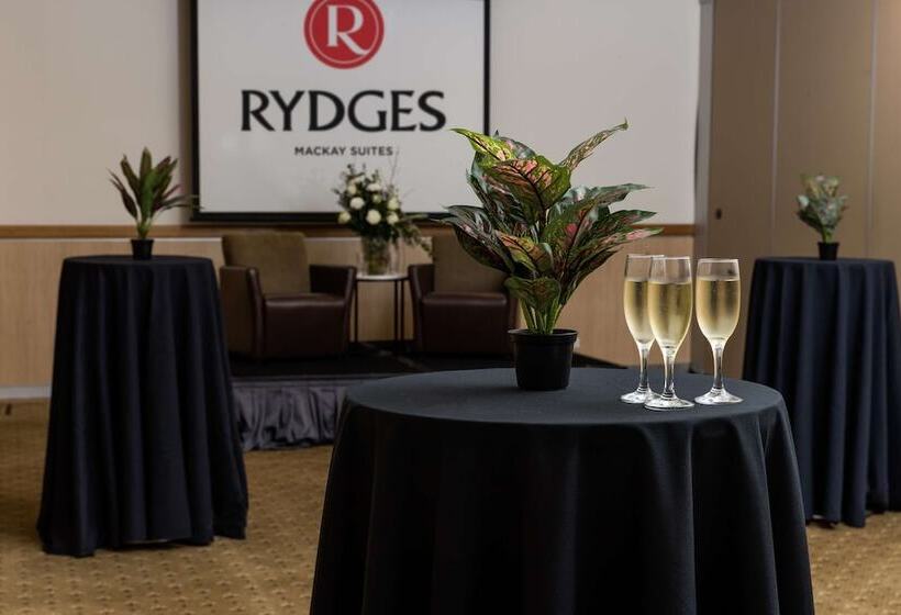 هتل Rydges Mackay Suites