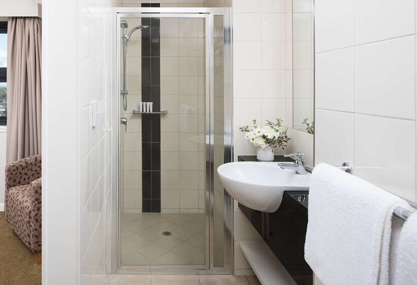 هتل Rydges Mackay Suites