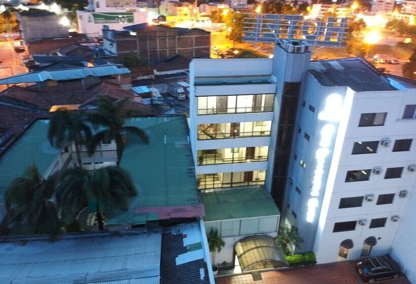 هتل San Fernando Real