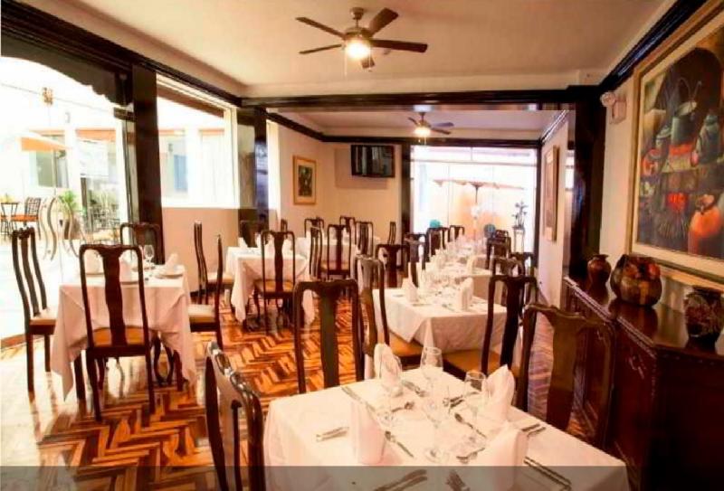 Отель Santa Cruz