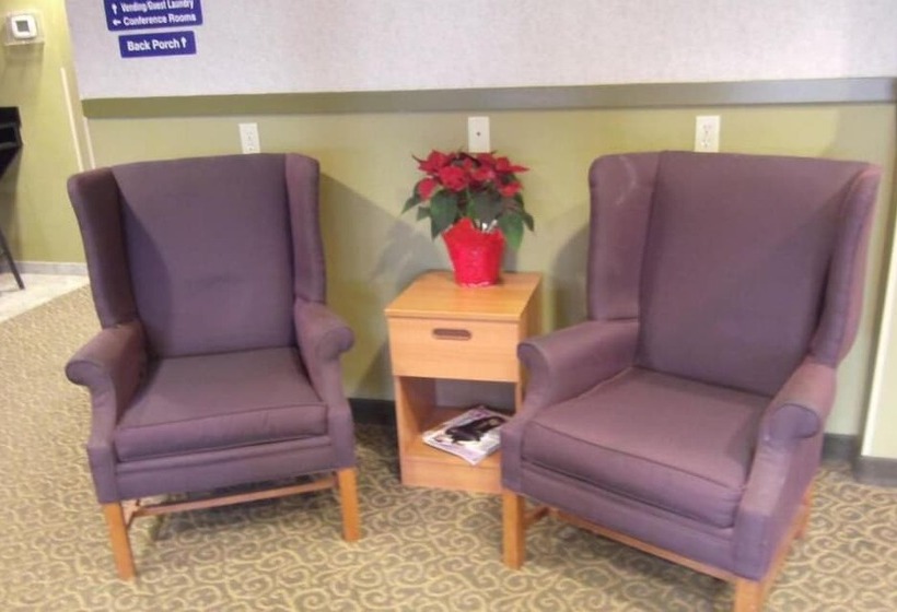 فندق Stay Beyond Inn & Suites