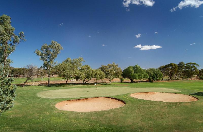 فندق The Standpipe Golf Motor Inn
