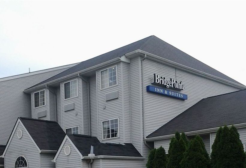 酒店 Toledo Bridgepointe Inn & Suites By Hollywood Casino, Downtown, Owens College