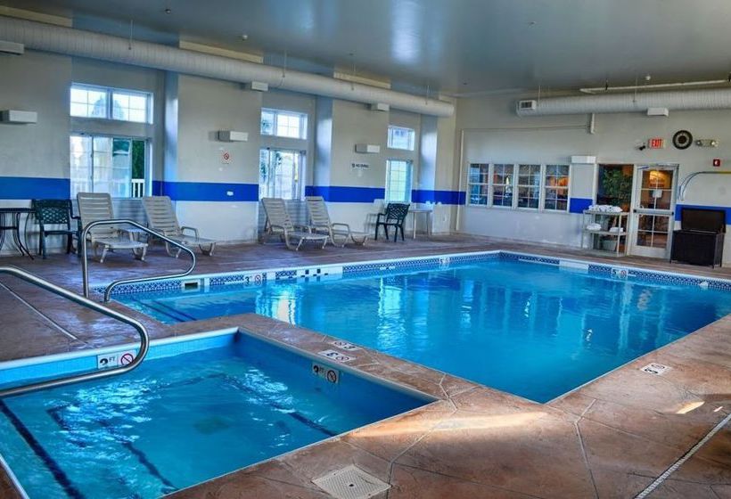 酒店 Toledo Bridgepointe Inn & Suites By Hollywood Casino, Downtown, Owens College