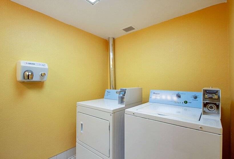 ホテル Travelodge By Wyndham Appleton