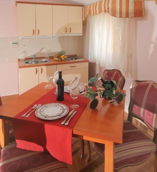 בית מלון כפרי Trogir