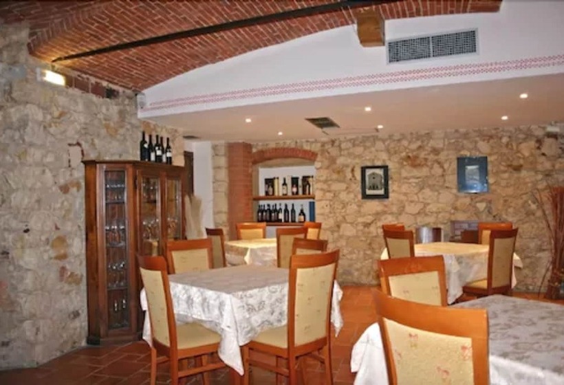 Kona Hotel Verona By Kleos Group Collection