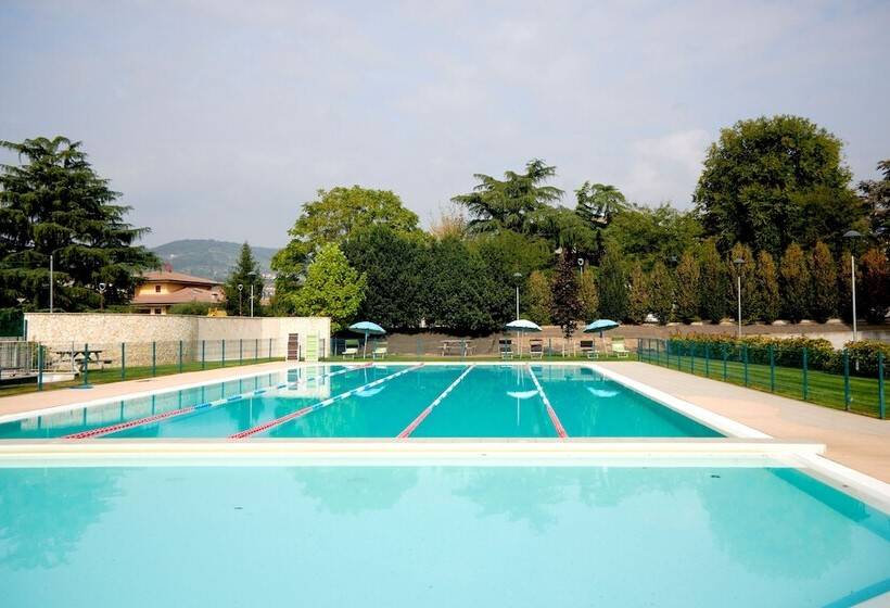 Kona Hotel Verona By Kleos Group Collection