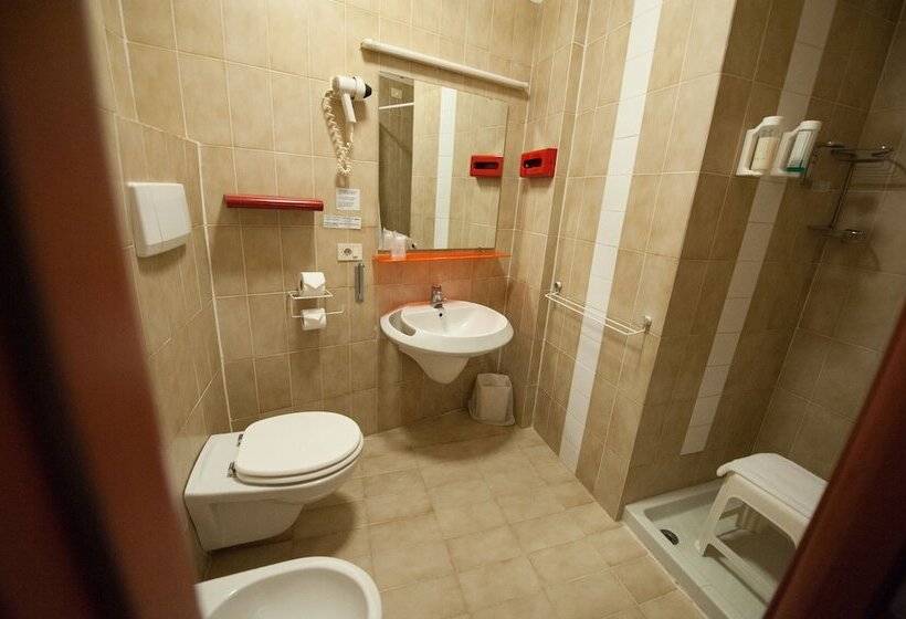 Kona Hotel Verona By Kleos Group Collection