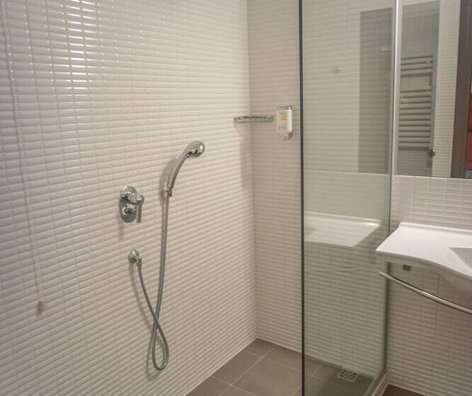 Kona Hotel Verona By Kleos Group Collection