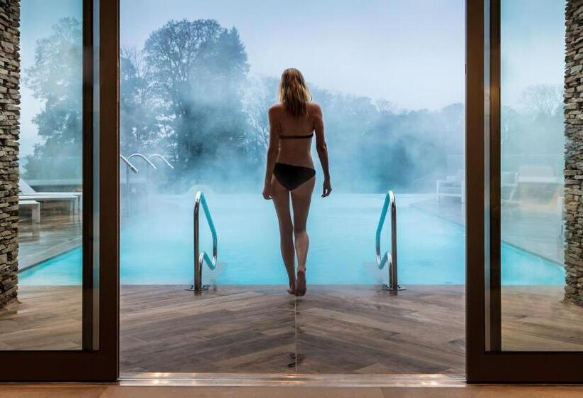 Lodore Falls Hotel & Spa