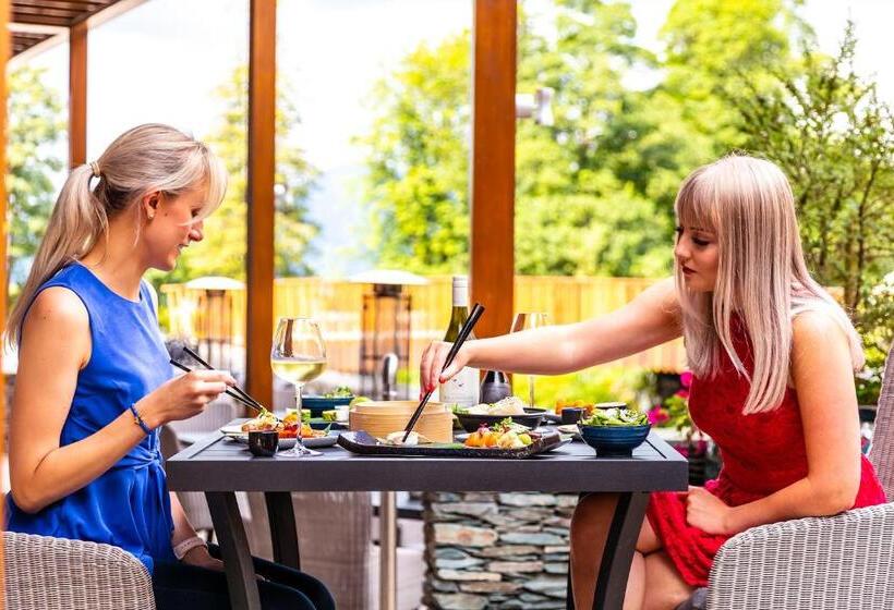 Lodore Falls Hotel & Spa