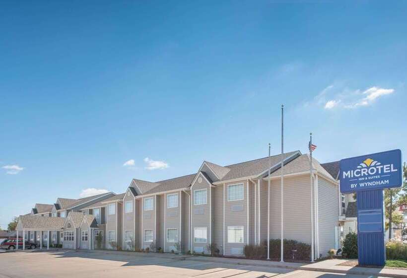 Microtel Inn & Suites By Wyndham Altus