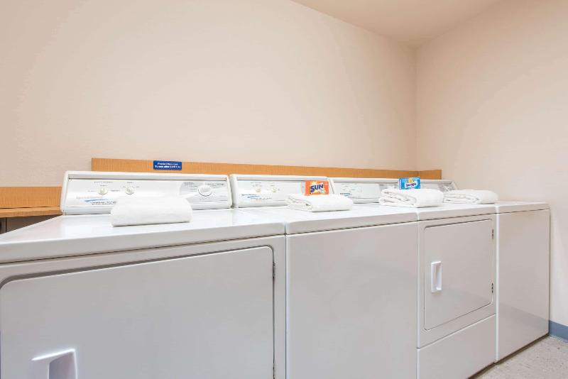 Microtel Inn & Suites By Wyndham Altus