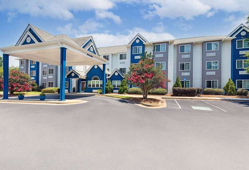 Microtel Inn & Suites Columbus North
