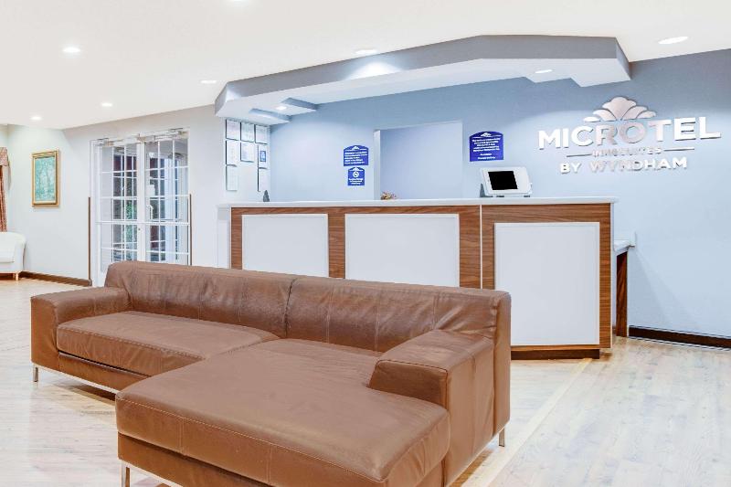 Microtel Inn & Suites Columbus North