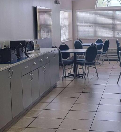 Microtel Inn & Suites By Wyndham Gardendale