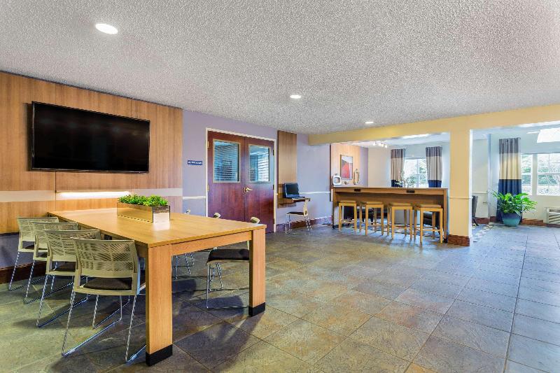 Microtel Inn & Suites By Wyndham Lillington/campbell University