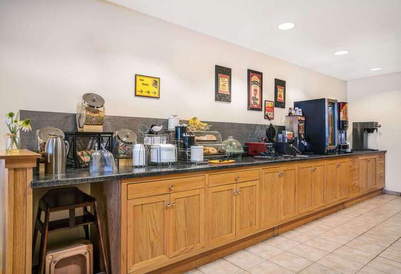 Microtel Inn & Suites By Wyndham Tomah