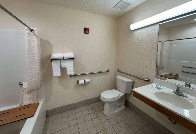 Microtel Inn & Suites By Wyndham Tomah