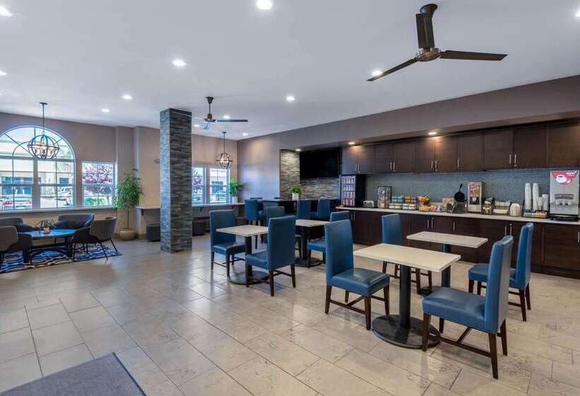 Microtel Inn & Suites By Wyndham Tracy