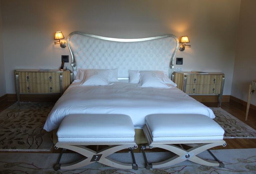 Pazo Los Escudos Hotel Spa & Resort