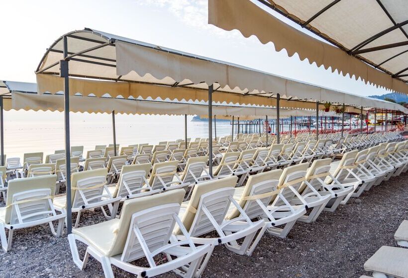 אתר נופש Armas Beach