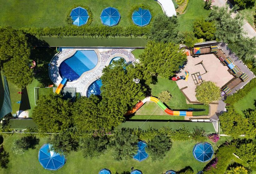 Susesi Luxury Resort